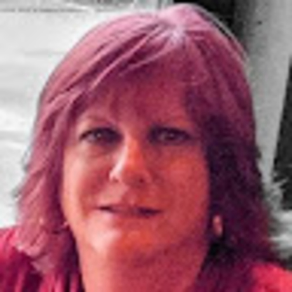 Meet your Posher, Debbie